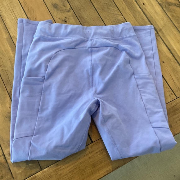 Lavender colored Alo leggings size small - Picture 2 of 2
